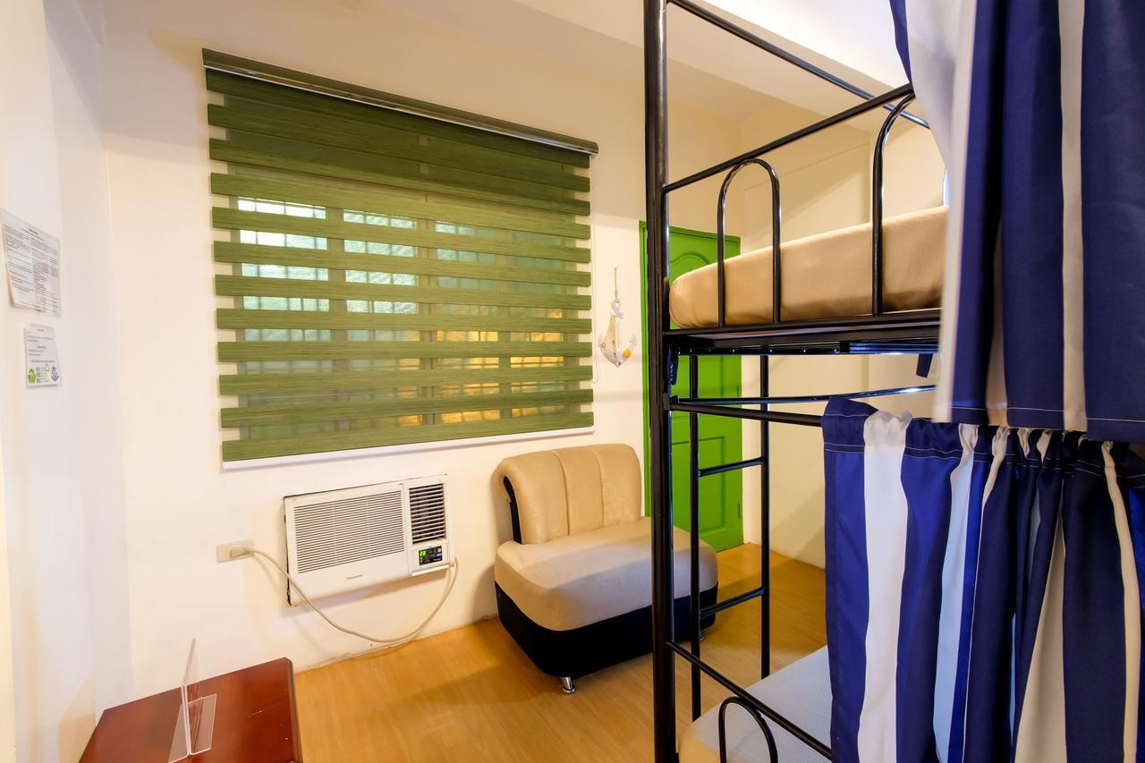 Zen Hostel Vicente Cruz Manila Exterior photo